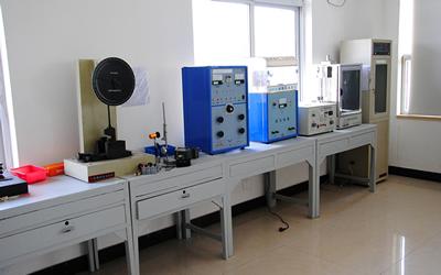 Equipo para probar los componentes 