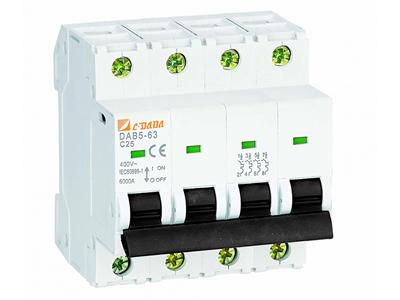 Interruptor en miniatura DAB5-63 4.5KA 4P